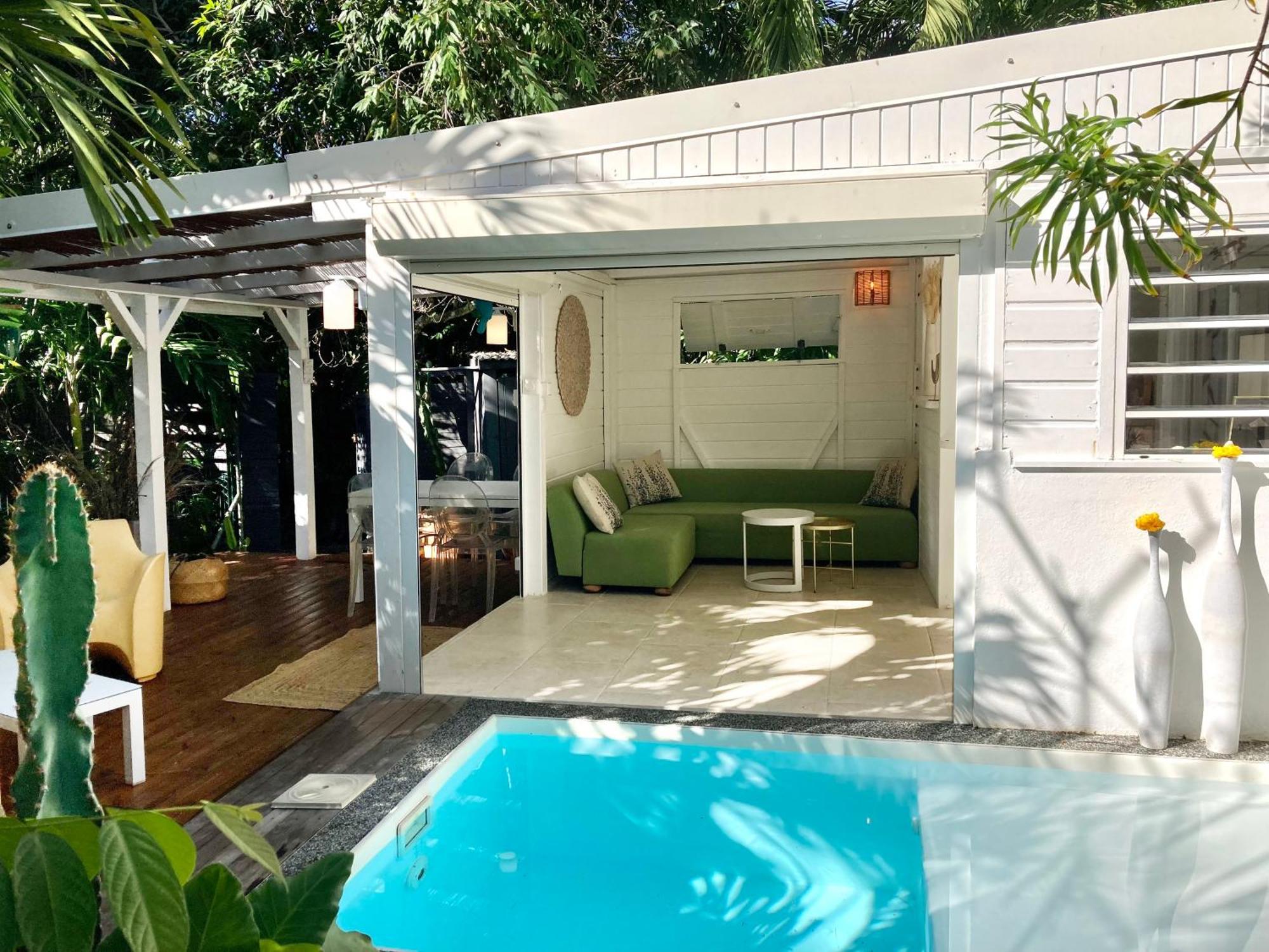 17 Les Palmes - Maison de charme - Piscine privée et accès plage Sainte-Anne  Extérieur photo