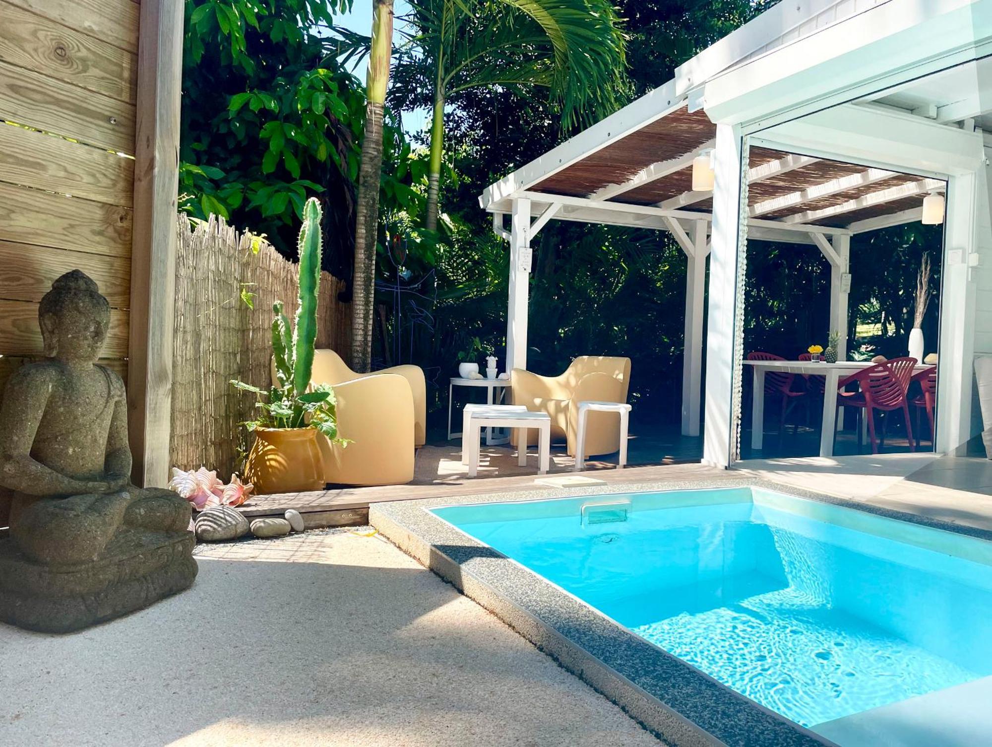 17 Les Palmes - Maison de charme - Piscine privée et accès plage Sainte-Anne  Extérieur photo